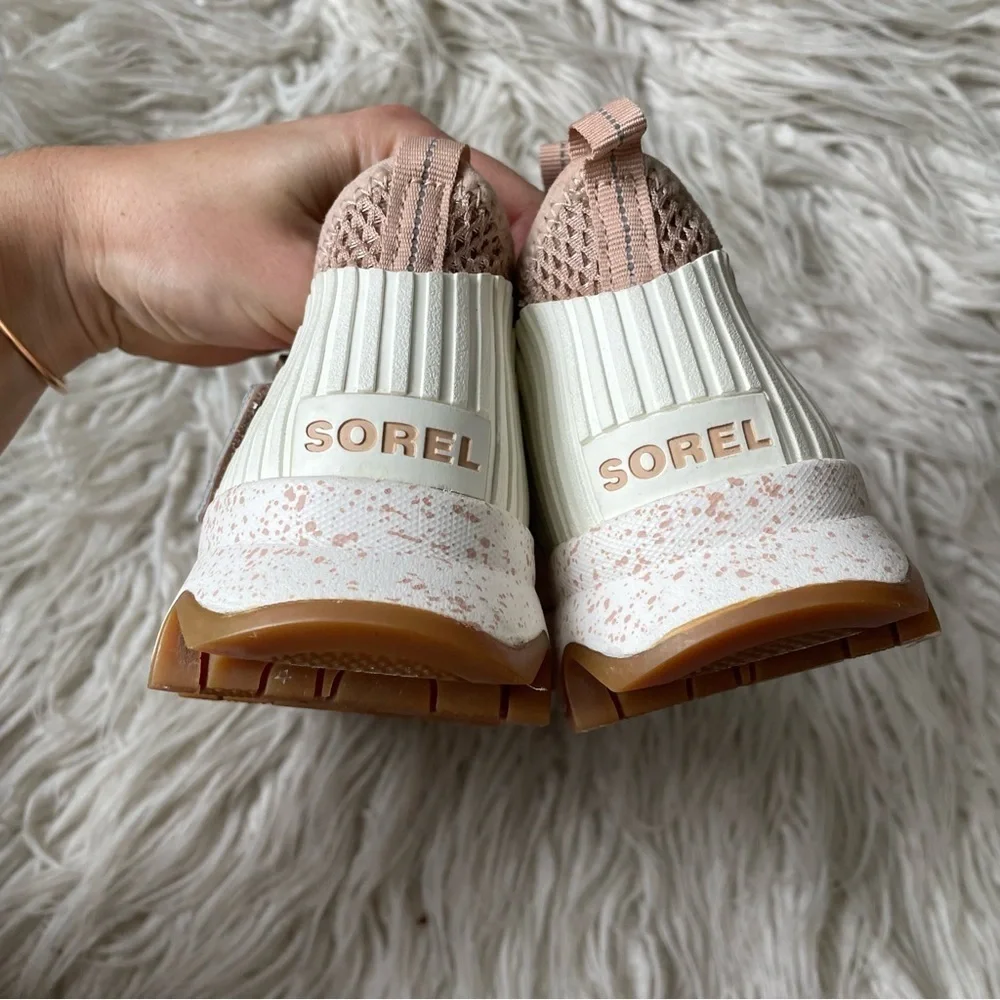 Sorel Kinetic Mesh Slip On Natural Tan Comfort Sneakers NWOB Size 5
